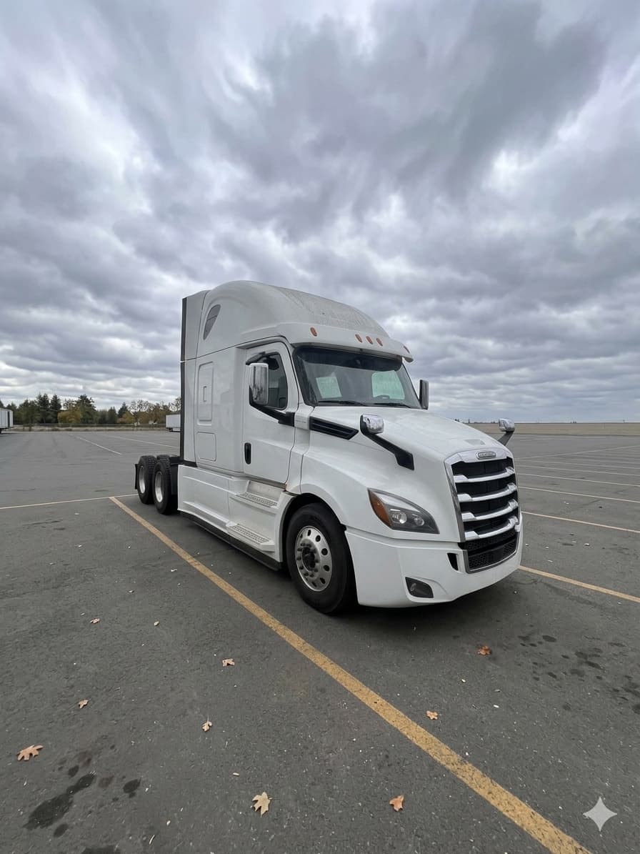 2020 FREIGHTLINER CASCADIA, photo 1